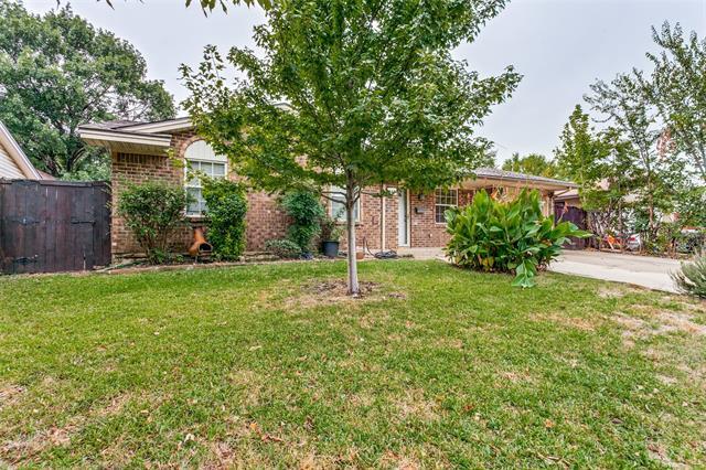 Foto del edificio - 408 Price Dr