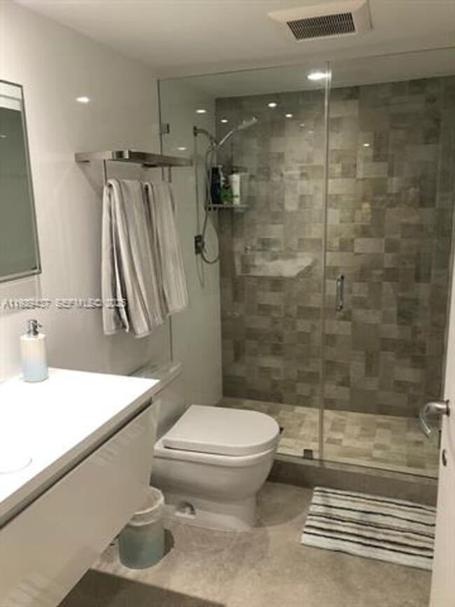 Foto del edificio - 8877 Collins Ave