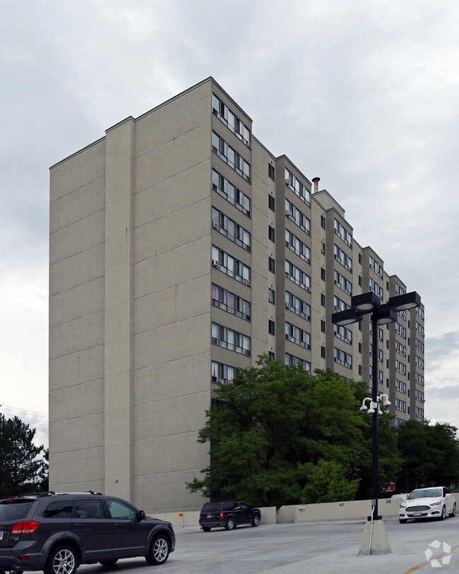 Building Photo - Fiddlers West Apartments