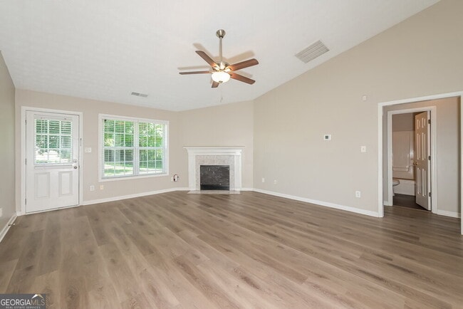 Building Photo - 3268 Tuggle Ives Dr NE
