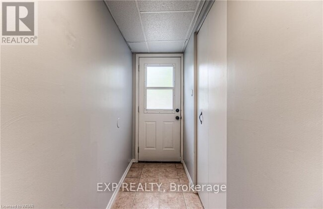 Building Photo - 249-249 Camelot Ct