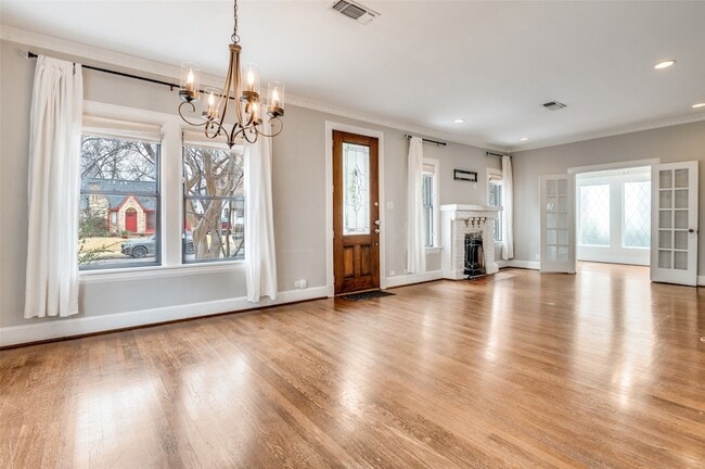 Foto del edificio - 5146 Goodwin Ave