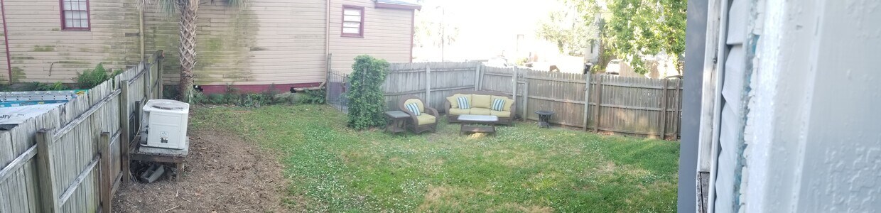 Backyard - 57 Carolina St