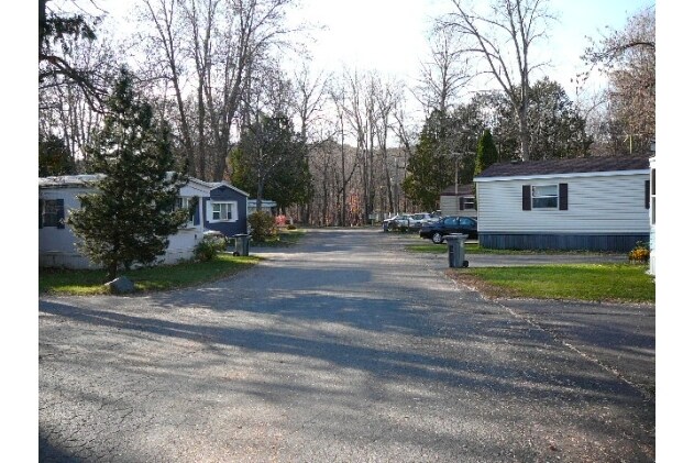 Building Photo - Destination Mobile Home Park