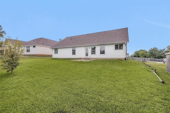 Foto del edificio - 12534 Ridgecrest Dr