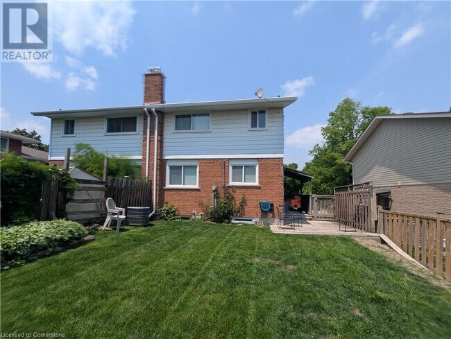 Building Photo - 117 Markwood Dr