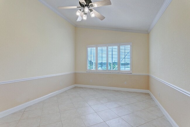 Building Photo - 2876 N Bight