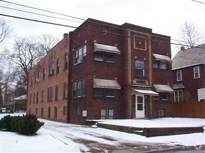 Building Photo - 87 Jewett St