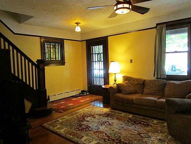 Foto del edificio - 3761 Orpwood St