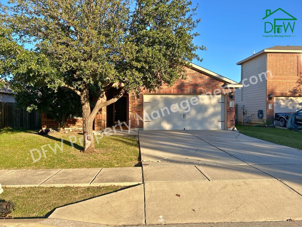 Primary Photo - 10009 Iron Ridge Dr