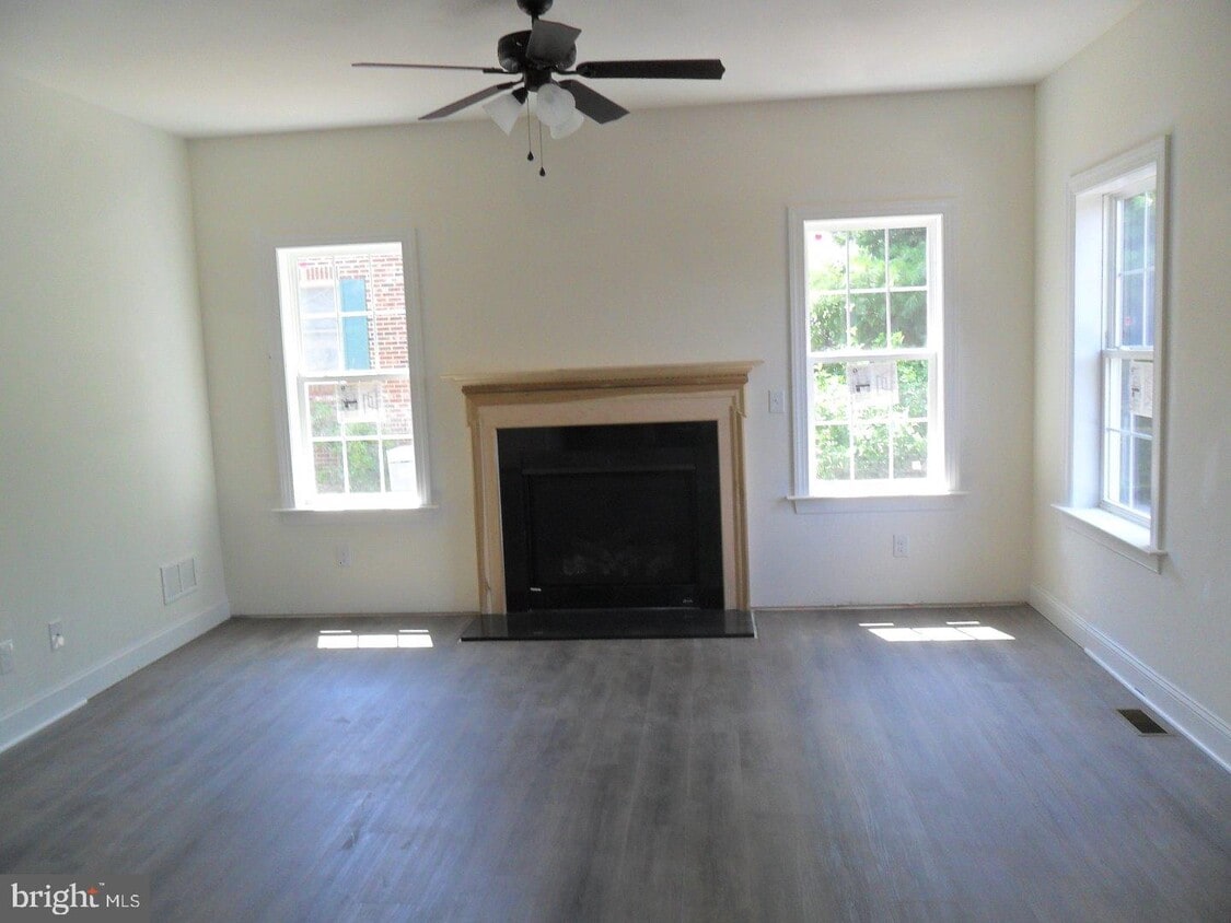 800 10th St, New Castle, DE 19720 House for Rent in New Castle, DE