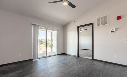 Foto del edificio - Boulder Creek Apartments
