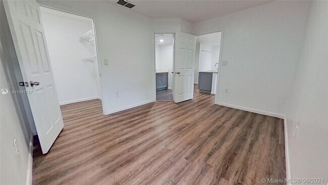 Building Photo - 17565 NW 67th Pl