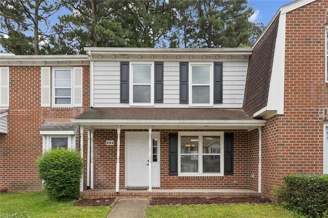 Foto del edificio - 444 Wayman Ln