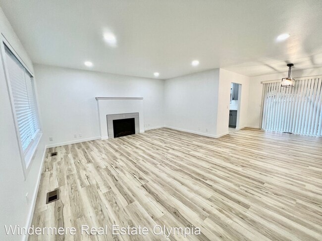 Building Photo - 3 br, 1.5 bath House - 856 Marvin Rd SE
