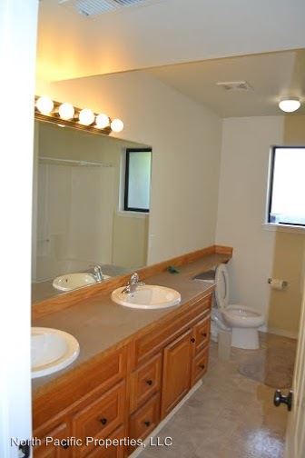 Foto del edificio - 3823 215th St SE