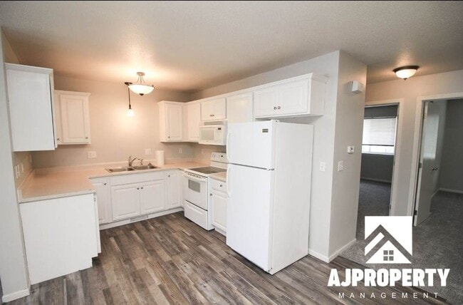 Foto del edificio - 4907 S Tennis Ln