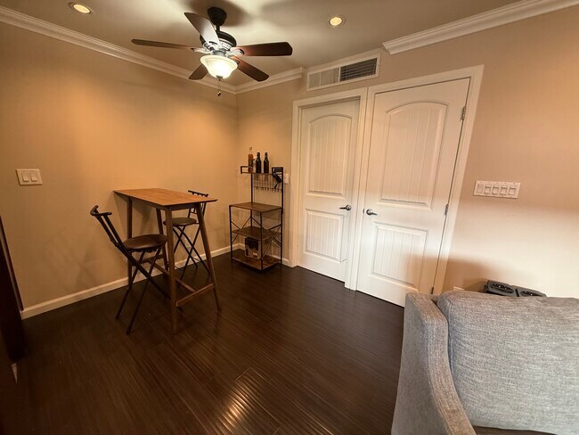 Foto del edificio - 6927 Amherst St