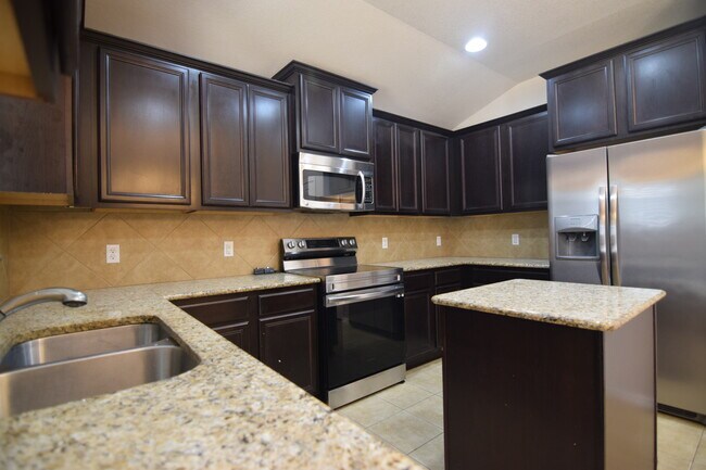Building Photo - 5513 Sulfur Spring Dr