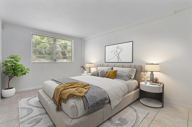 Foto del edificio - Colonial Sunset Apartment Homes