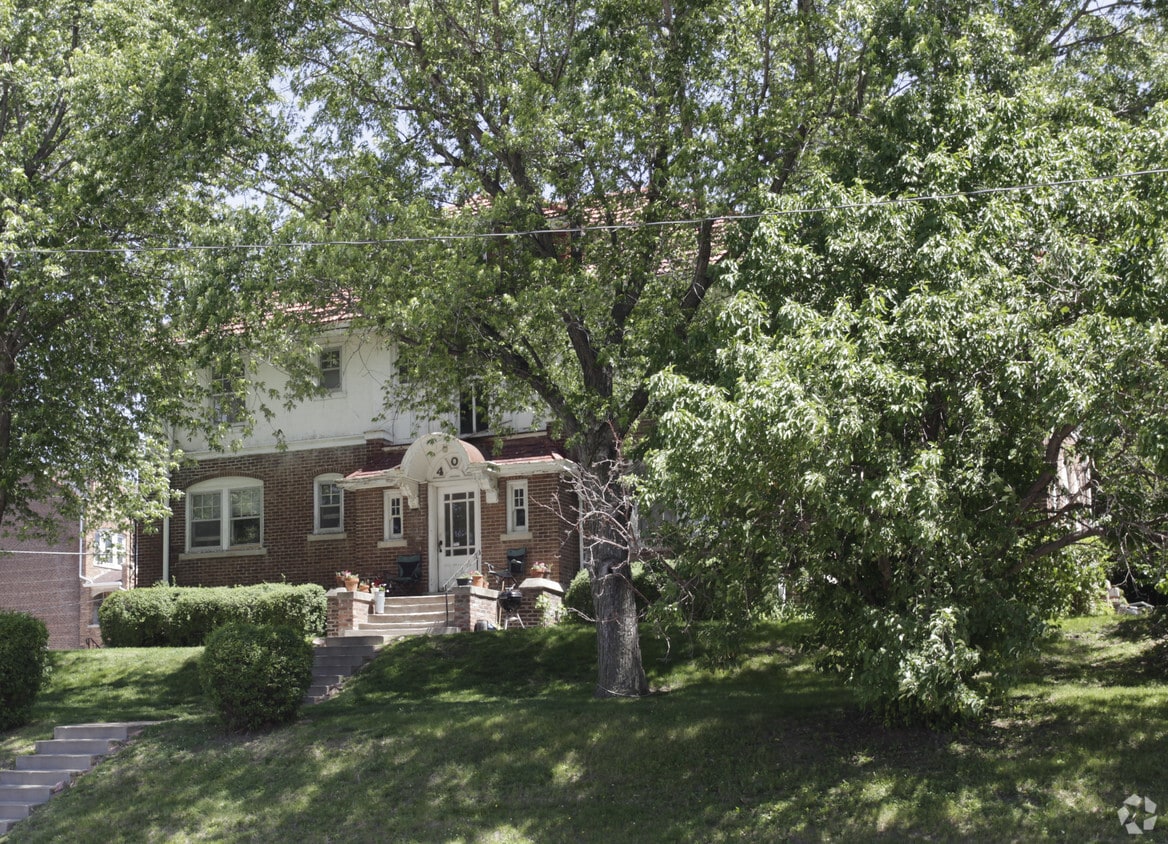 Primary Photo - 401 S 41st St