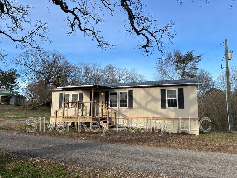 Primary Photo - 447 Co Rd 408