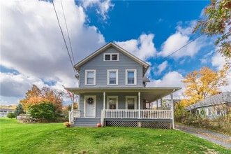 Building Photo - 6 Commercial Ave