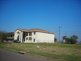 Building Photo - 216 Gastel Cir