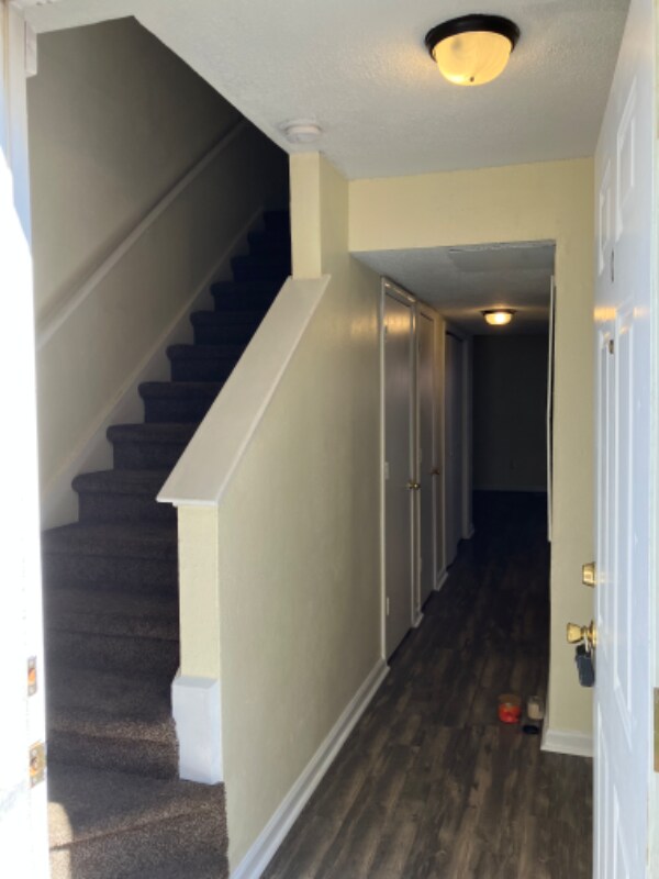 Building Photo - 2317 Giuffrias Ave