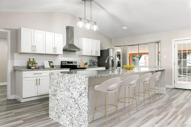 Building Photo - 11818 Gravetree St