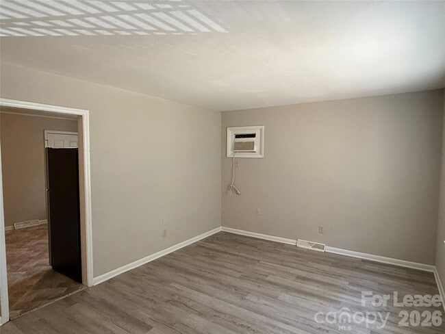 Foto del edificio - 524 Echodale Dr