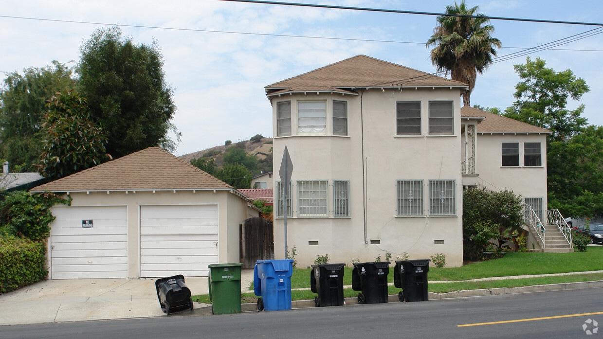 Foto del edificio - 4965 Ellenwood Dr