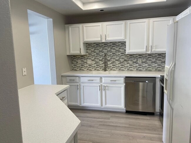 Photo - Beautiful Townhome in Excellent Draper Location!