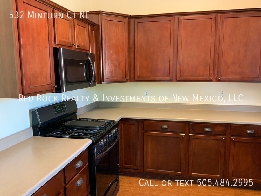 Primary Photo - Nice 5 bedroom in Rio Rancho!
