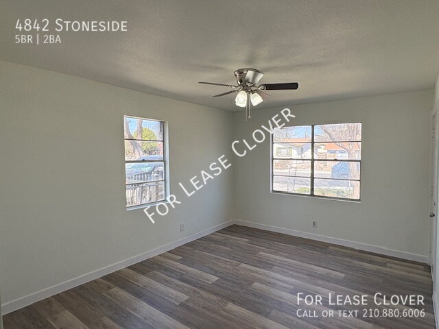 Foto del edificio - 4842 Stoneside-