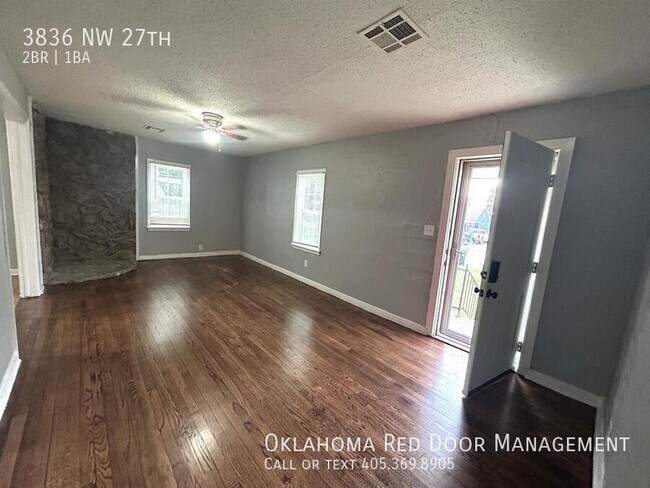 Foto del edificio - 3836 NW 27th-