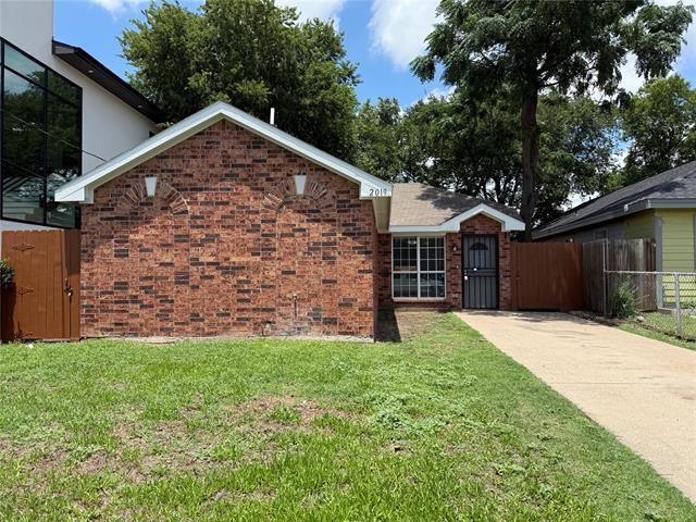 Foto principal - 2019 Dennison St