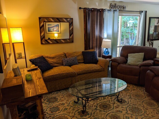 Foto del edificio - 732 Briarwood