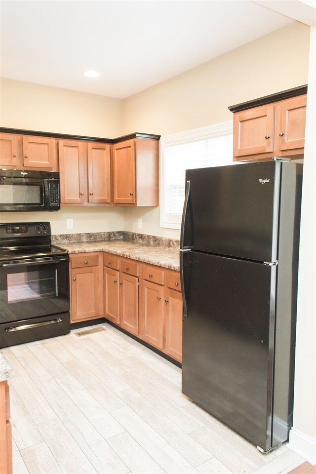 628 E Cedar St Franklin Ky 42134 House For Rent In Franklin