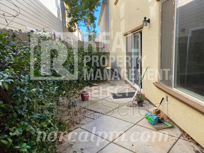 Foto del edificio - 11829 Everdell Way
