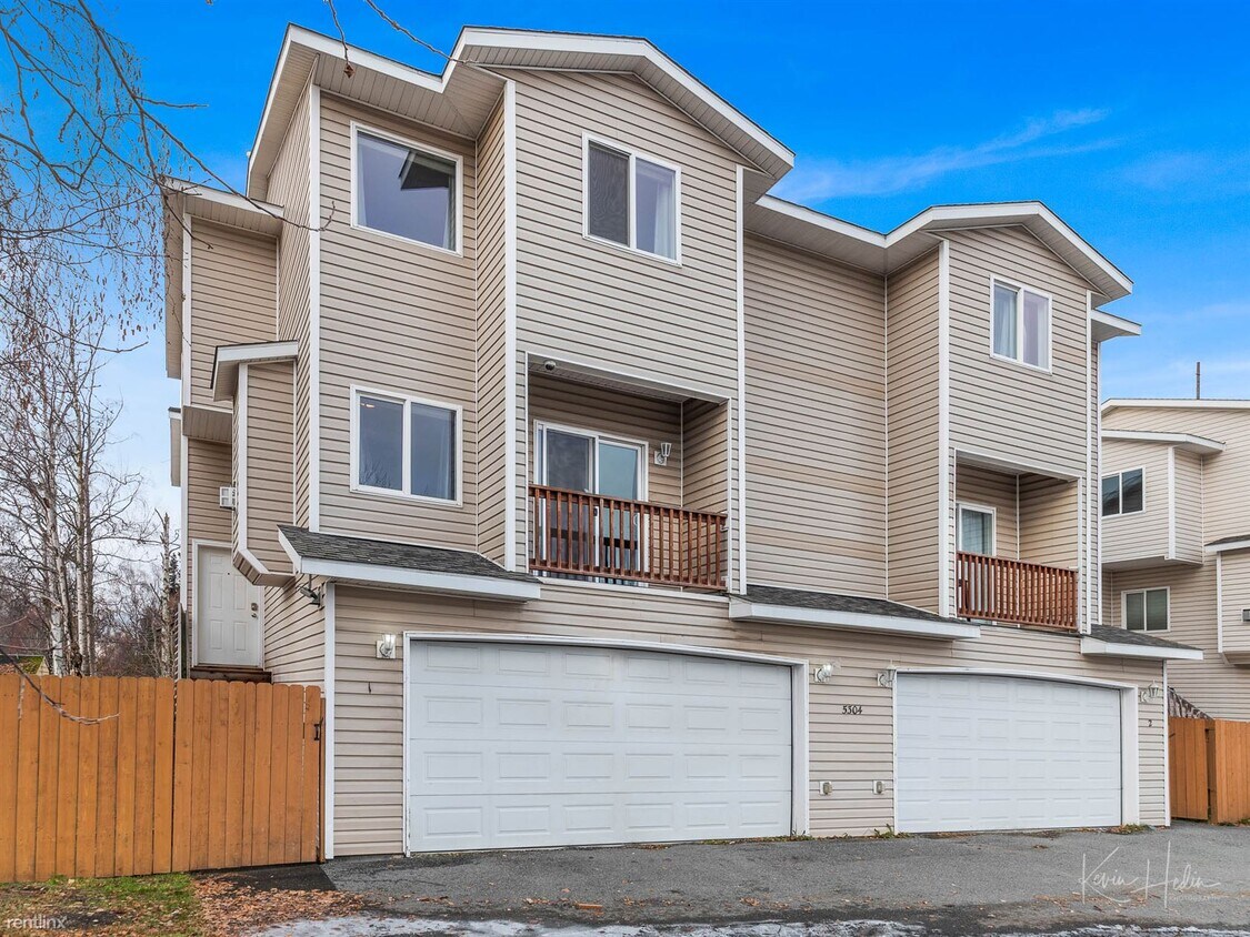 Primary Photo - 3 br, 2.5 bath House - 5304 Arctic Blvd # 1