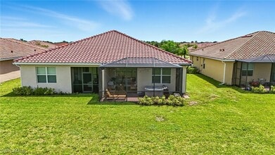 Building Photo - 1676 Alameda Dr