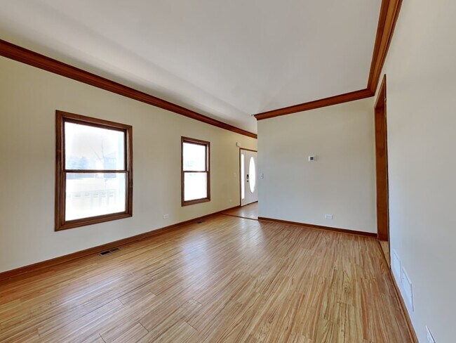 Building Photo - 13347 Meadow Ln