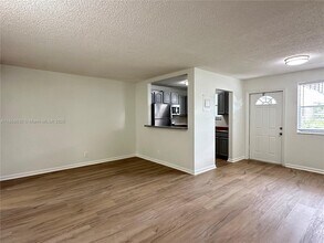Building Photo - 5661 SW 36th Ct