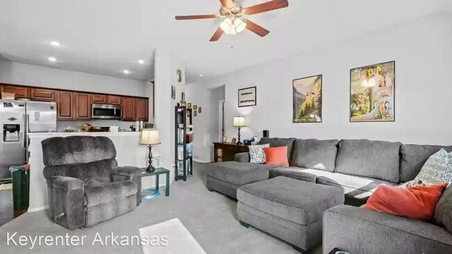 Building Photo - 3 br, 2 bath House - 1362 S Splash Dr