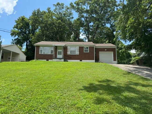 Foto del edificio - 512 Cottonwood Dr