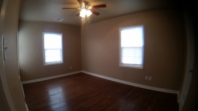 Building Photo - 308 Babb Dr