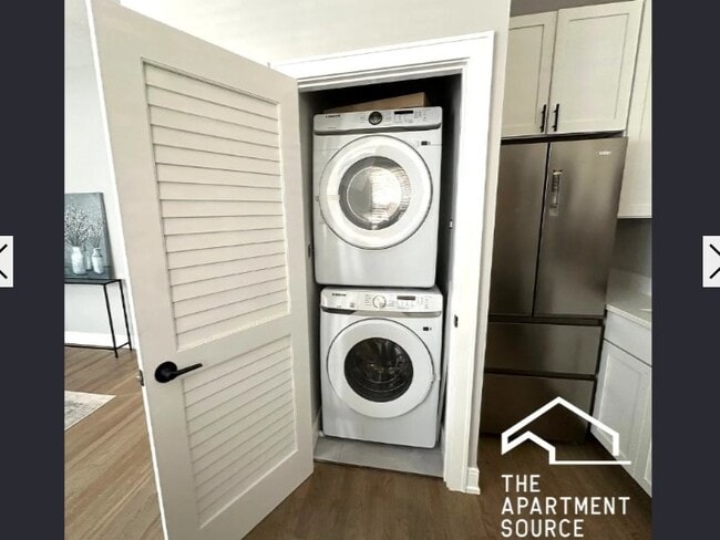 Foto del edificio - 3840 N Wilton Ave