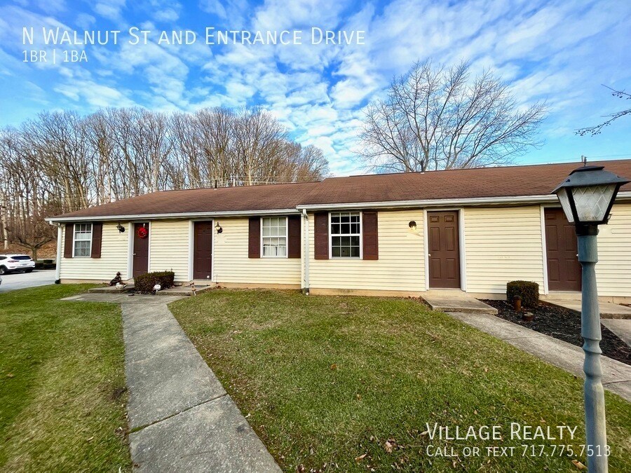 326 N Walnut St, Dallastown, PA 17313 Room for Rent in Dallastown, PA