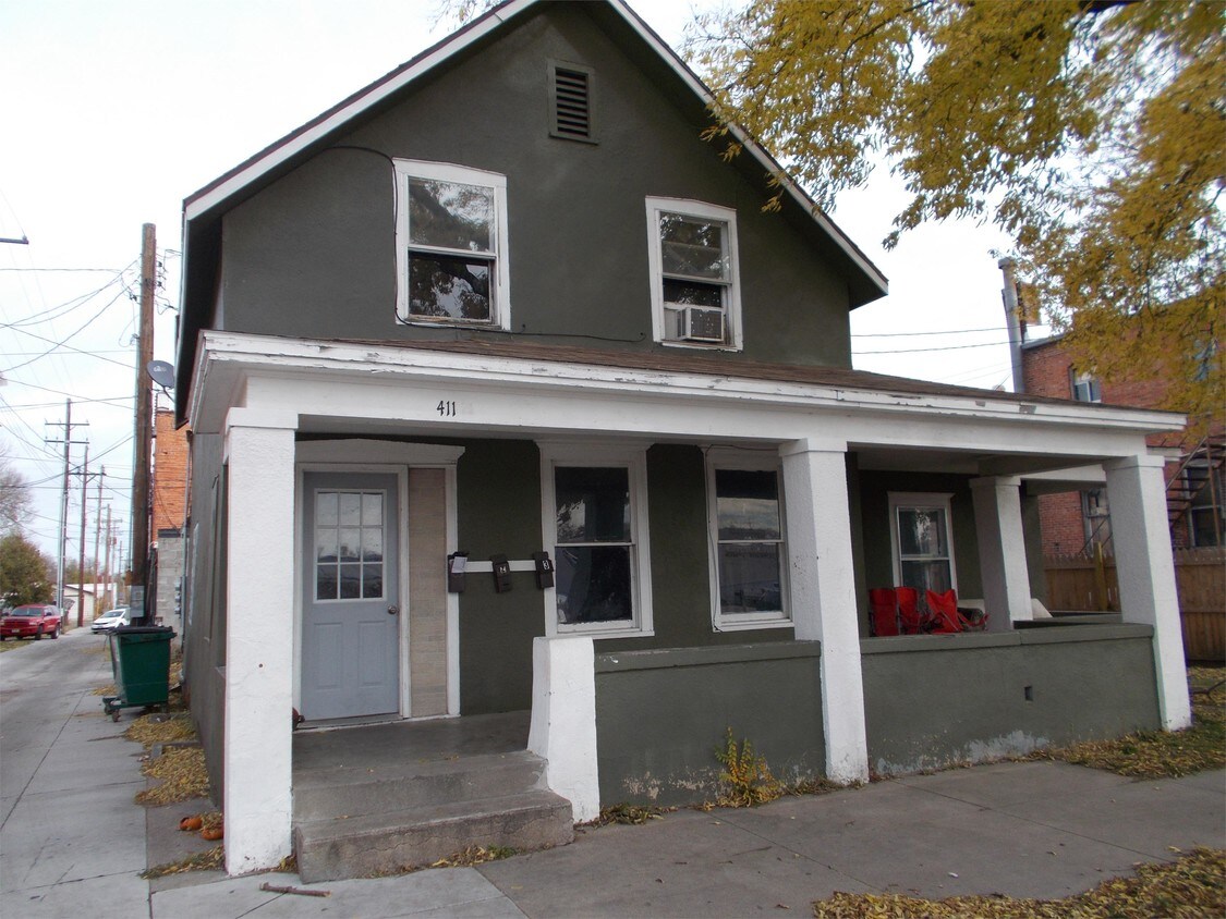 411 N Locust St Unit 1, Grand Island, NE 68801 Apartment for Rent in Grand Island, NE